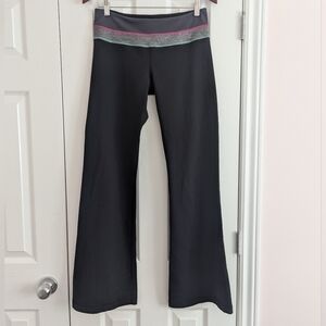 Lululemon Flared Groove Pant Size 8